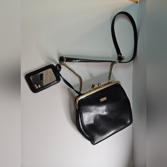 Vintage Liz Claiborne Navy with Gold snap purse. Adjustable 42" strap. EUC. - Picture 3 of 8